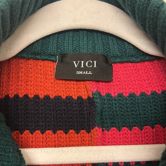 Vici Snuggle Up Quarter Zip Sweater Stripe Sweater Size Small Red Black Green - Picture 8 of 10